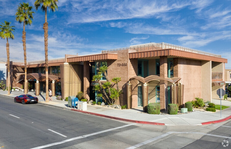 73350 El Paseo, Palm Desert, CA à vendre - Photo du bâtiment - Image 2 de 10