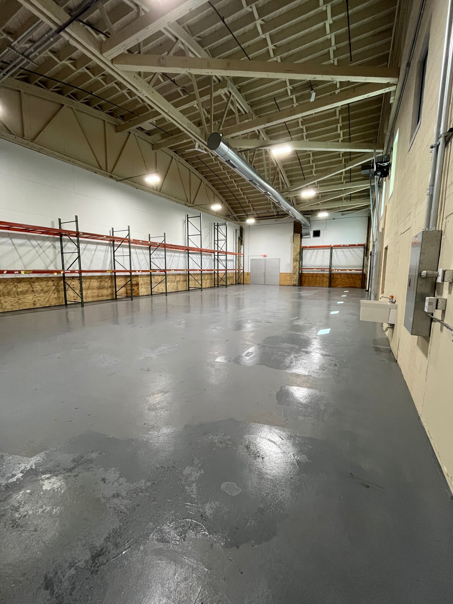 5505 123rd St W, Savage, MN for lease Interior Photo- Image 1 of 6