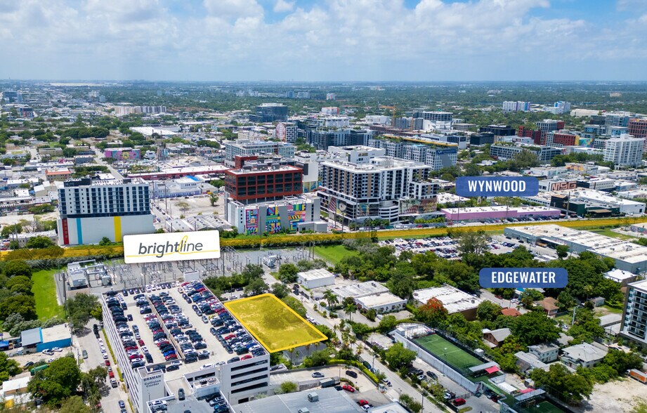 100-118 NE 21st St, Miami, FL à vendre - Aérien - Image 3 de 6