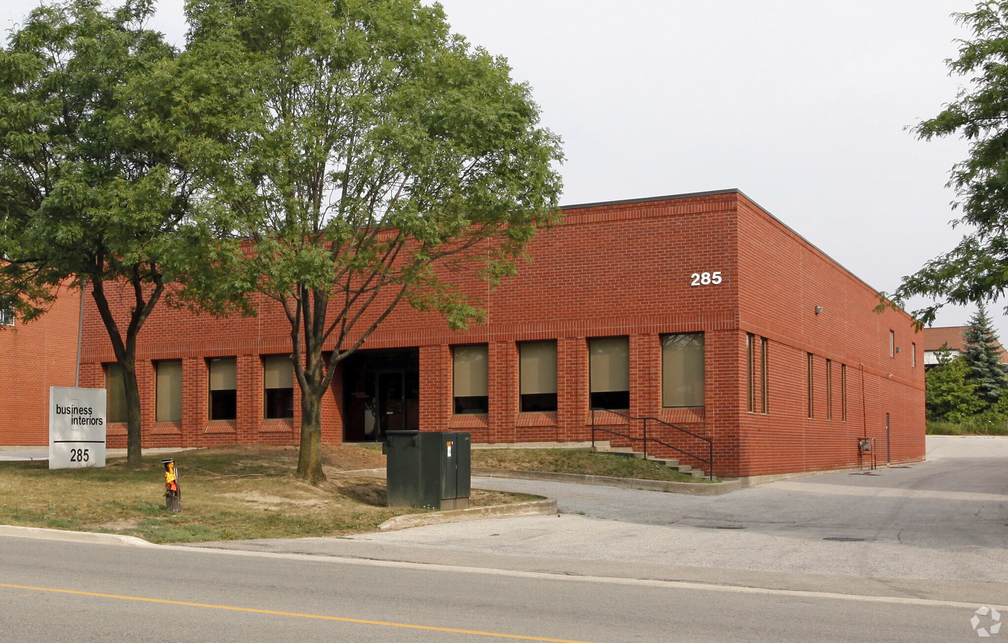 285 Watline Ave, Mississauga, ON for sale Primary Photo- Image 1 of 1