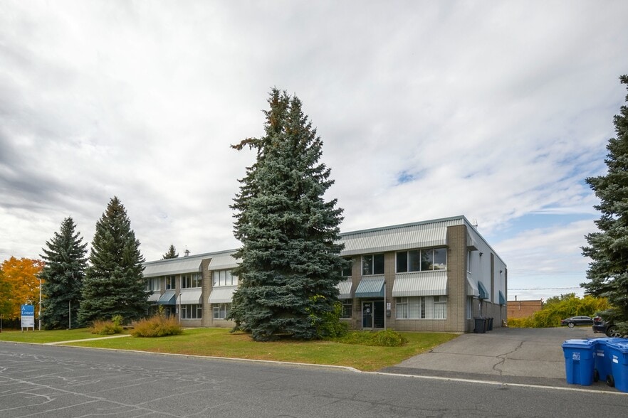 115 Rue de Vaudreuil, Boucherville, QC à vendre - Photo du bâtiment - Image 2 de 8