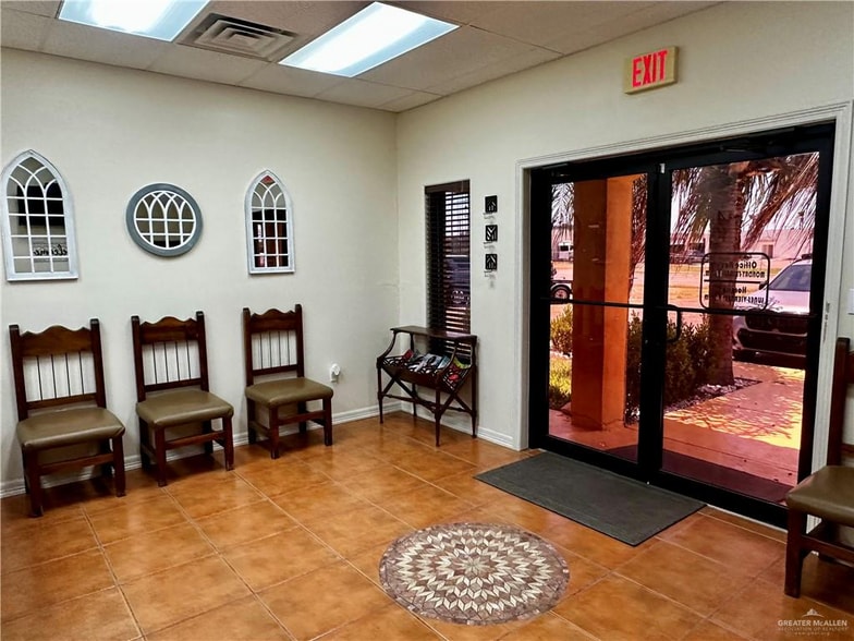 412 Palmview Commercial Dr, Palmview, TX for sale - Interior Photo - Image 3 of 19
