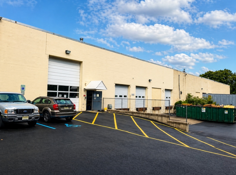 1740 Route 34, Wall Township, NJ for lease - Primary Photo - Image 2 of 7