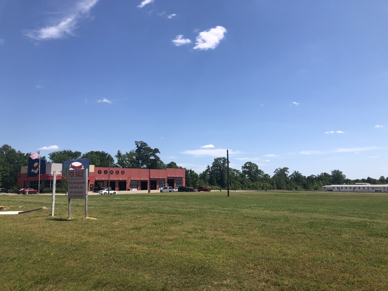 6000 Us Highway 64, Oakland, TN à vendre - Photo du bâtiment - Image 2 de 3