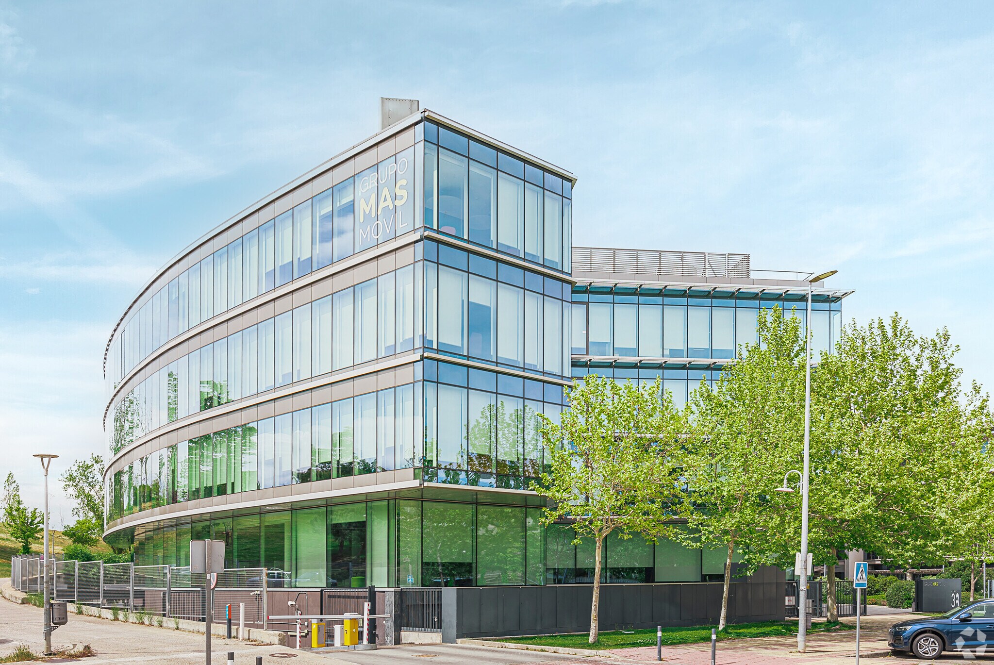 Avenida de Bruselas, 38, Alcobendas, Madrid for lease Primary Photo- Image 1 of 8