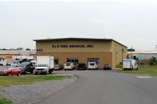 Plus de détails pour 900 E Patrick St, Frederick, MD - Industriel à louer
