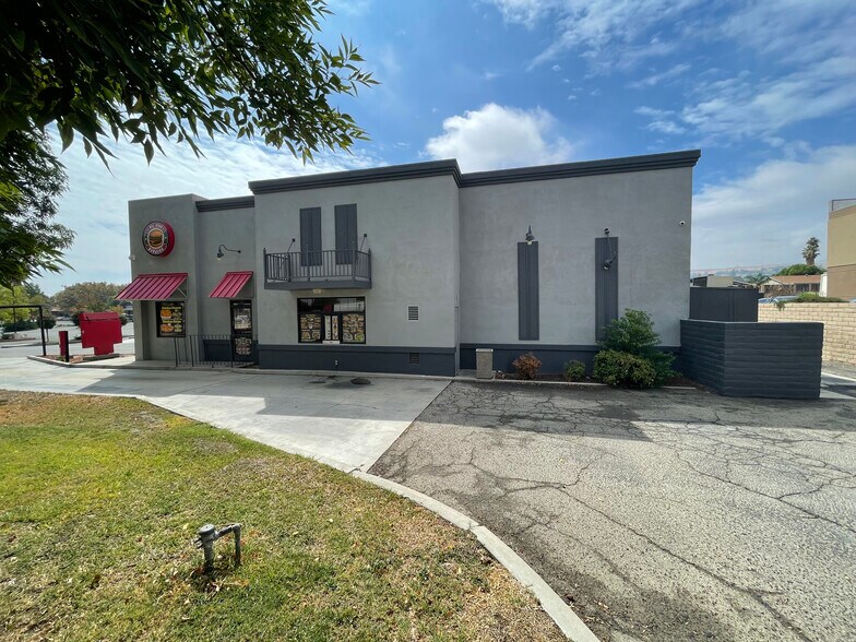 1117 Kern St, Taft, CA à louer - Photo du bâtiment - Image 3 de 3