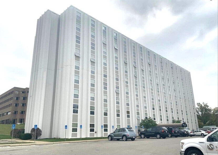 6311 Woodland Ave, Kansas City, MO à vendre - Photo du bâtiment - Image 3 de 11