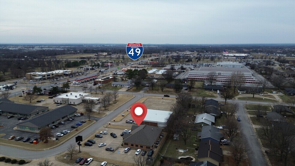 3880 Willowood Ln, Springdale, AR à louer - Photo du bâtiment - Image 2 de 3