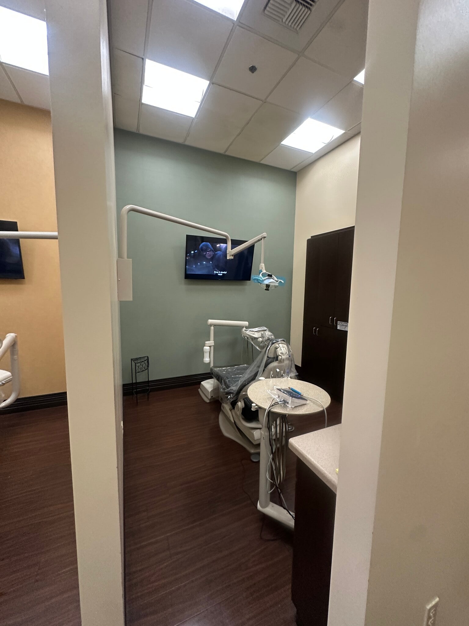 1302-1324 Bison Ave, Newport Beach, CA à louer Photo intérieure- Image 1 de 23