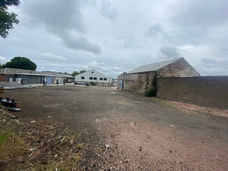 30 Station Av, Duns for lease - Building Photo - Image 2 of 3