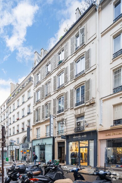 Retail in Paris for lease - Building Photo - Image 2 of 2