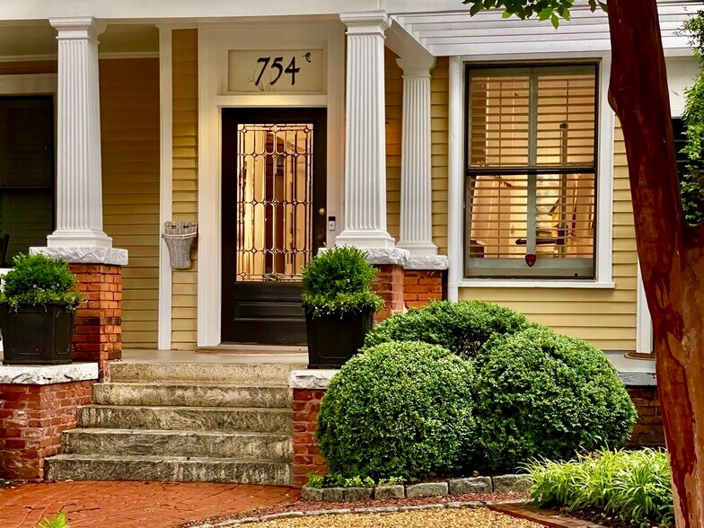 754 Piedmont Ave, Atlanta, GA à louer - Photo du bâtiment - Image 2 de 10