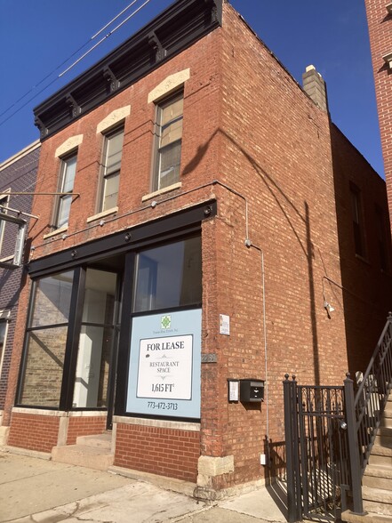 2239 N Clybourn Ave, Chicago, IL for lease - Building Photo - Image 3 of 3