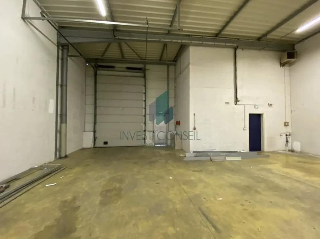 Flex in Cormeilles-en-Parisis for lease Interior Photo- Image 1 of 6