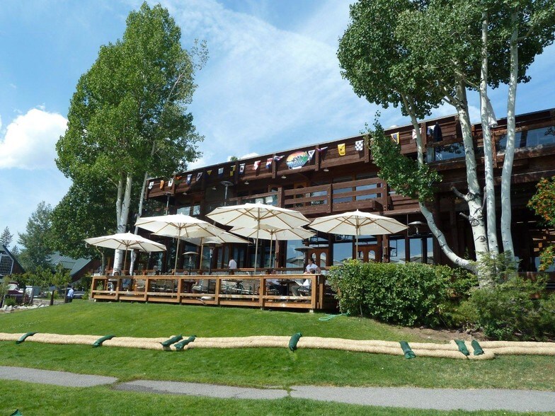 760 N Lake Blvd, Tahoe City, CA à louer - Photo du bâtiment - Image 2 de 10