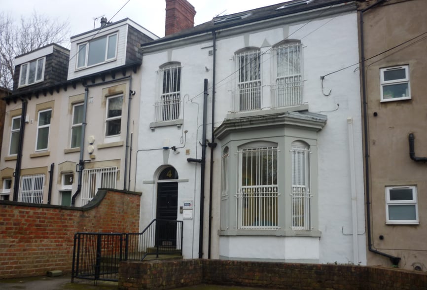 4 Allerton Hl, Leeds for lease - Primary Photo - Image 1 of 1