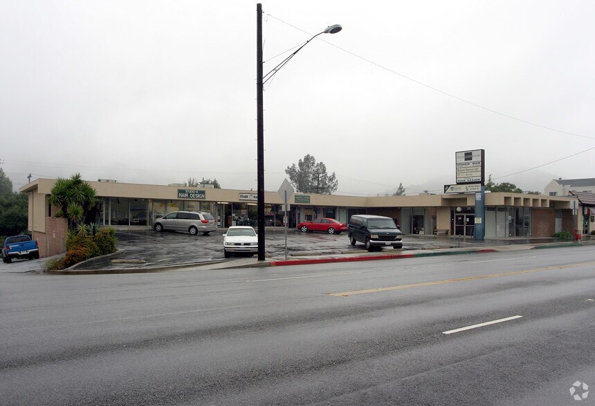 2652-2662 Honolulu Ave, Montrose, CA à louer - Photo du bâtiment - Image 2 de 16