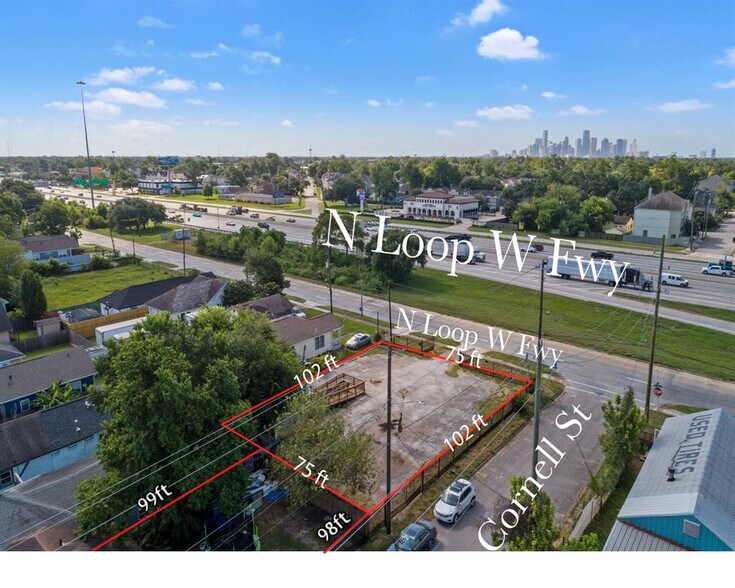 803 North Loop, Houston, TX for sale - Building Photo - Image 2 of 11