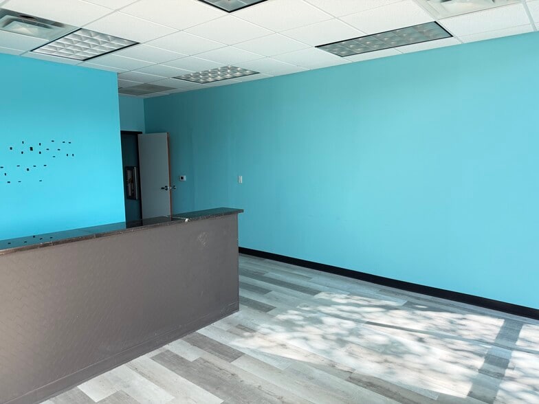 4245 Johns Creek Pky, Suwanee, GA for lease - Building Photo - Image 3 of 31
