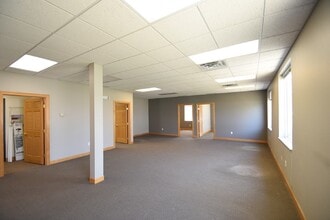 4749 Amber Valley Pky, Fargo, ND for lease Interior Photo- Image 2 of 7