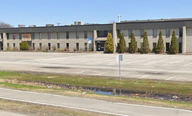 More details for 100 Rue Grenier, Charlemagne, QC - Office for Lease