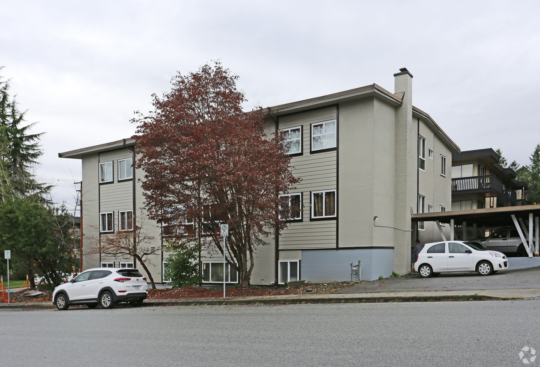 323 Seventh St, New Westminster, BC à vendre Photo principale- Image 1 de 7