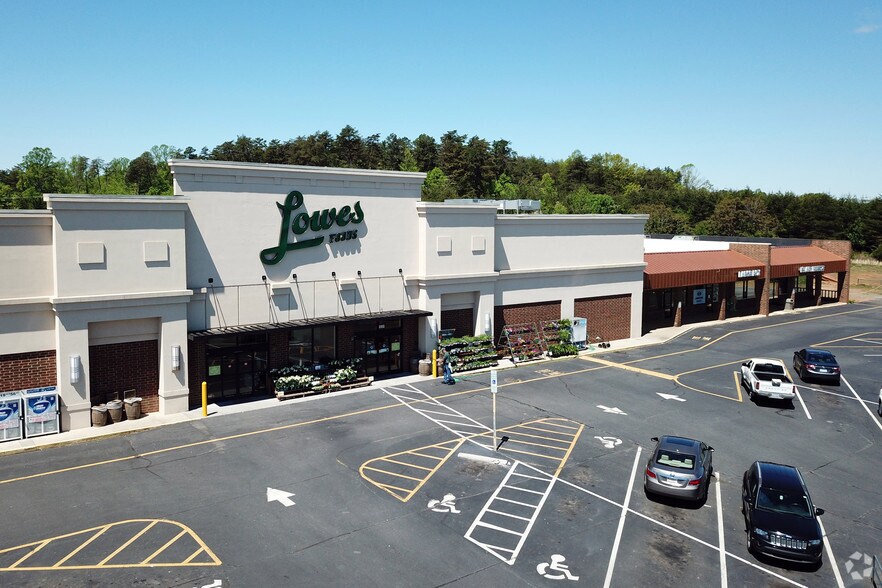 614 L-614 T S Main St, King, NC à louer - Photo principale - Image 1 de 13