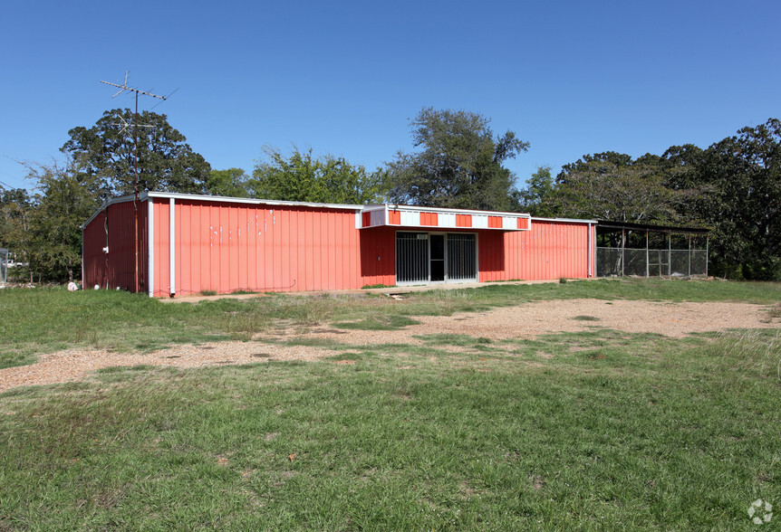 8526 Tx-31, Athens, TX for sale - Building Photo - Image 1 of 1