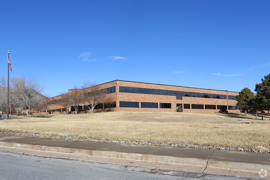 305 S Rockrimmon Blvd, Colorado Springs, CO for lease - Building Photo - Image 1 of 16