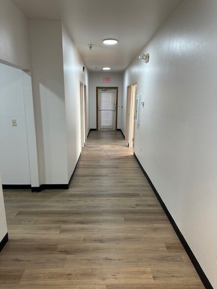 416 W 15th St, Edmond, OK à vendre - Photo intérieure - Image 3 de 10