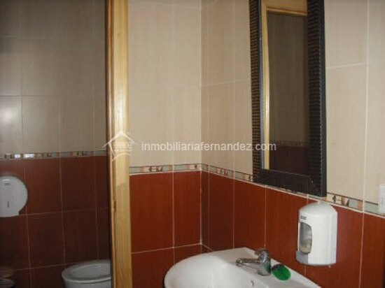 Retail in Cáceres, Cáceres for sale - Primary Photo - Image 1 of 5