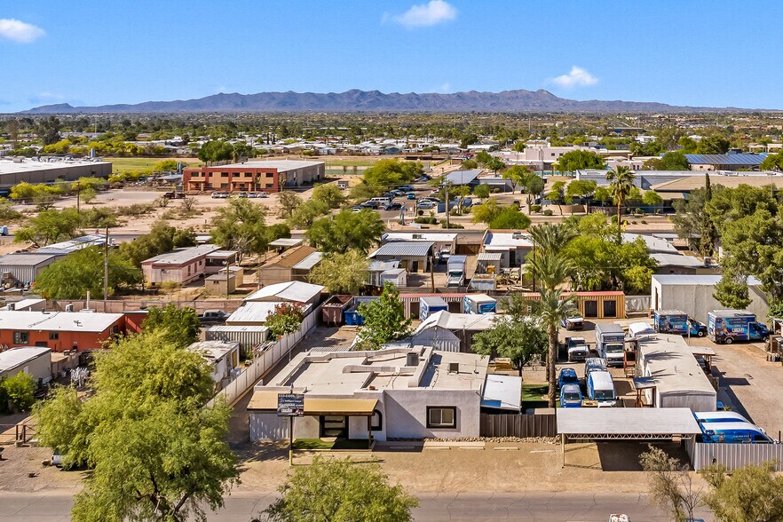 2200 La Osa st, Tucson, AZ à louer - Photo du bâtiment - Image 2 de 46