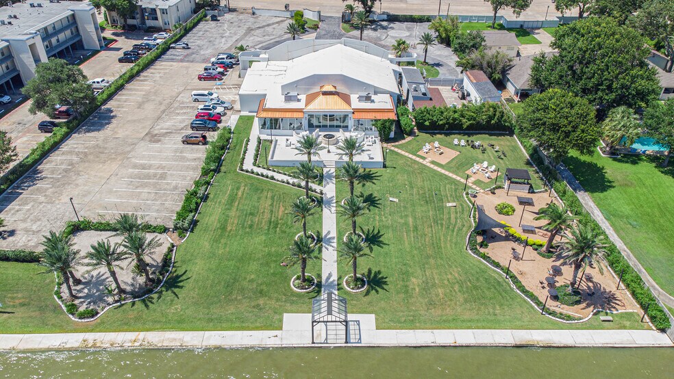 3901 Nasa Pky, El Lago, TX à vendre - Photo du bâtiment - Image 3 de 24