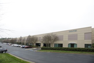 Plus de détails pour 3505 Newpoint Pky, Lawrenceville, GA - Industriel à louer