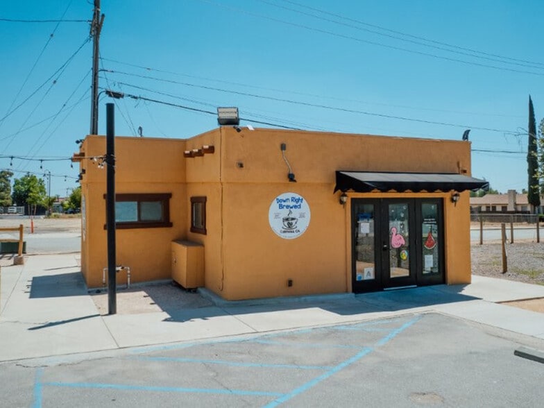 950 Calimesa Blvd, Calimesa, CA for sale - Building Photo - Image 2 of 21