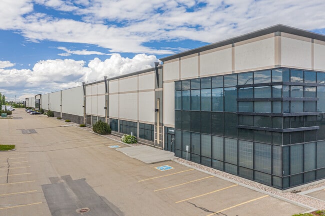 More details for 11203-11343 189 St NW, Edmonton, AB - Industrial for Lease