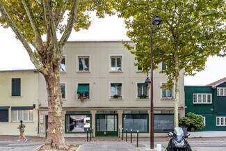 Plus de détails pour 21 Boulevard Du Parc, Neuilly-sur-Seine - Bureau à vendre