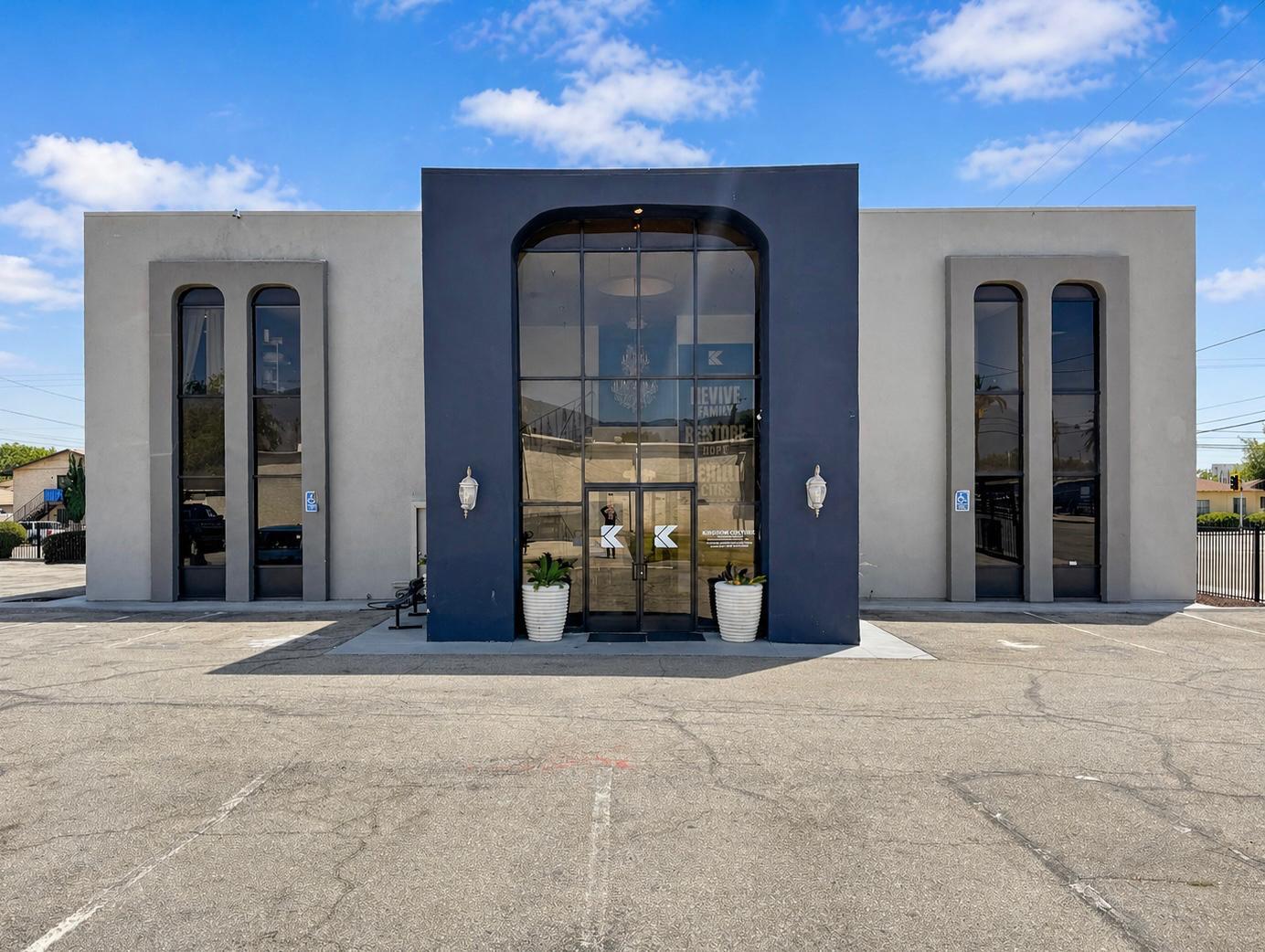 909 N D St, San Bernardino, CA for sale Primary Photo- Image 1 of 51
