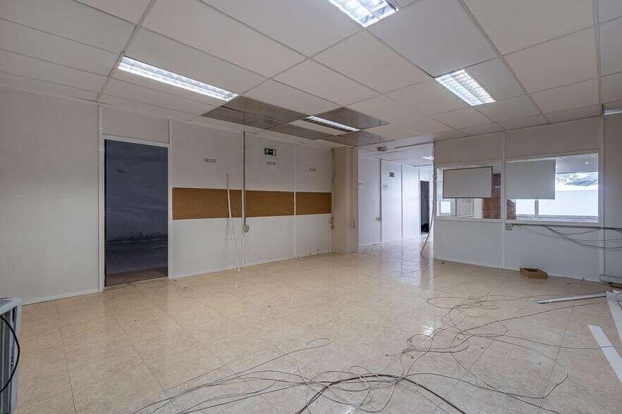 Commerce de détail dans Granada à louer - Photo intérieure - Image 3 de 21