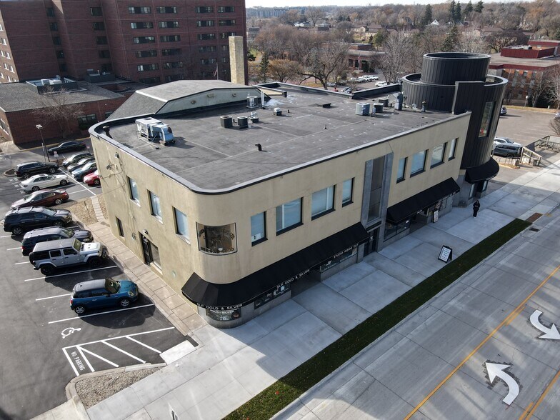 4825-4833 Minnetonka Blvd, Saint Louis Park, MN à louer - Photo du bâtiment - Image 2 de 22