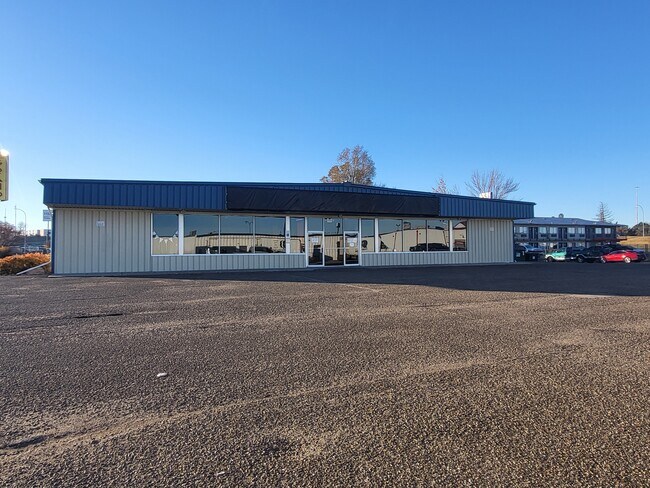 More details for 1414 Interstate Loop, Bismarck, ND - Retail for Lease