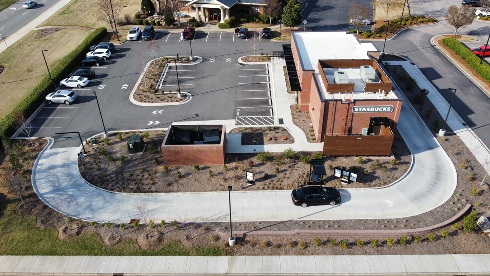 1070 Darrington Dr, Cary, NC for sale - Building Photo - Image 3 of 4