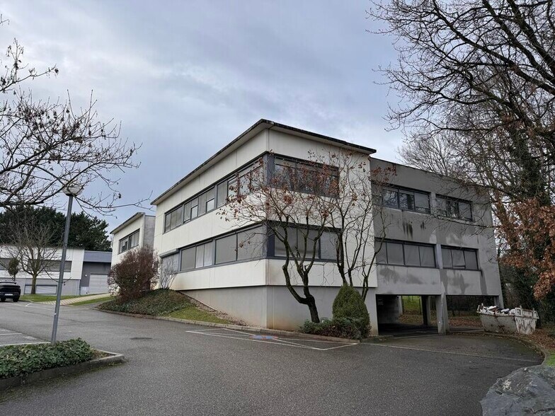 11-13 Rue Des Aulnes, Limonest à vendre - Photo du bâtiment - Image 2 de 5