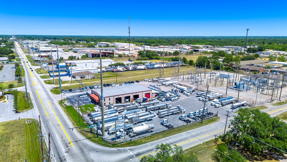 2740 Combee Rd, Lakeland, FL for lease - Building Photo - Image 2 of 7