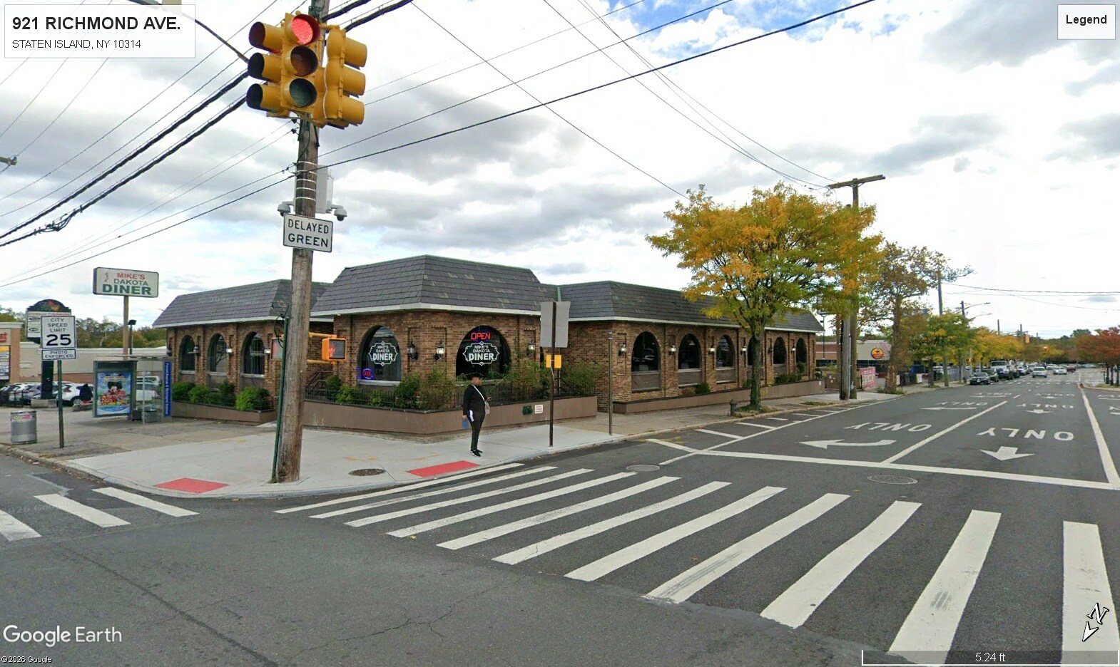 921 Richmond Ave, Staten Island, NY à louer Photo du bâtiment- Image 1 de 5