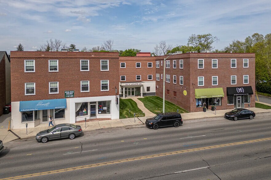 371 Lancaster Ave, Haverford Township, PA à louer - Photo du bâtiment - Image 1 de 9