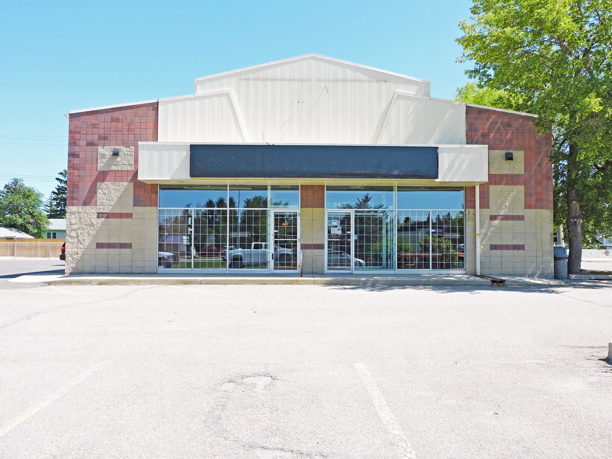 3417 50 Ave, Red Deer, AB for sale Building Photo- Image 1 of 1