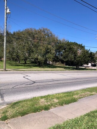 More details for 1304 S Gordon St, Alvin, TX - Land for Sale