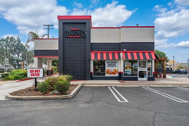 Plus de détails pour 8790 Central Ave, Montclair, CA - Commerce de détail à louer